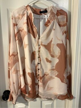 Women's Cream and Tan Printed Button-Front Blouse